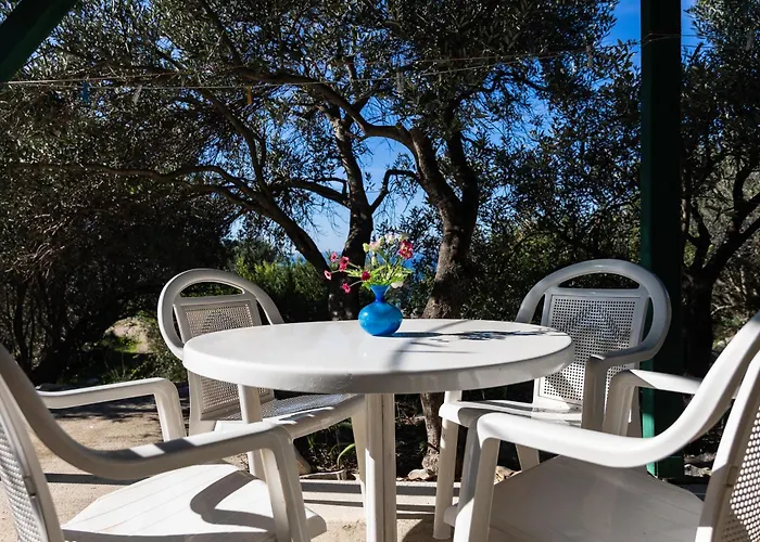 Robinzonska Kuca Mir Podvrske Casa vacanze Murter