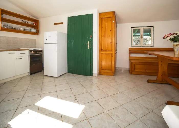 Robinzonska Kuca Mir Podvrske Casa vacanze *