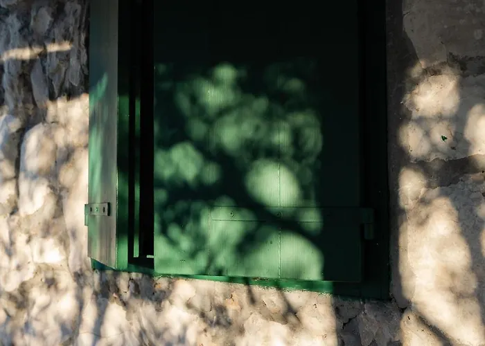 Robinzonska Kuca Mir Podvrske